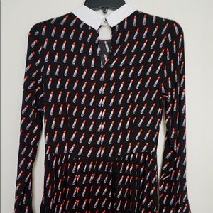 Forever 21 Dresses - Forever 21 lipstick collar dress Forever 21 Dresses - Forever 21 lipstick collar dress